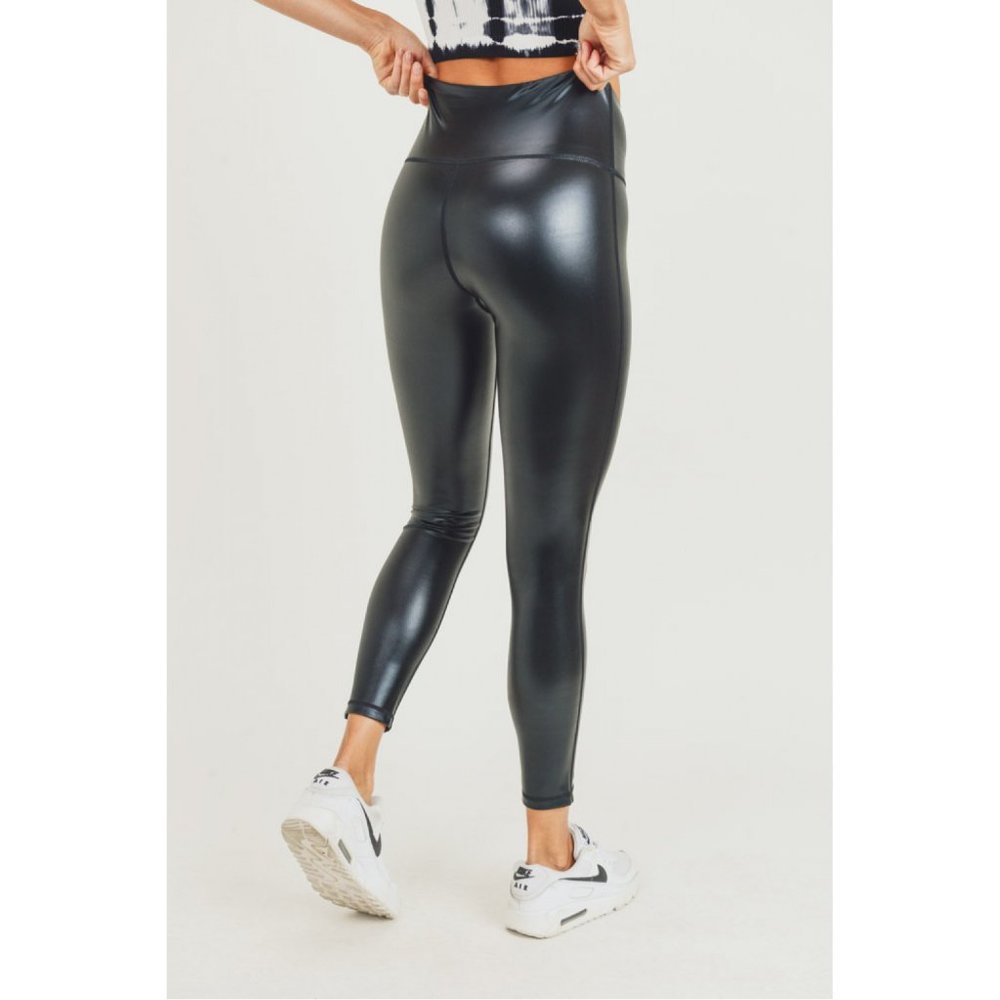 Glossy Liquid Highwaist Leggings - Picture 4 of 7